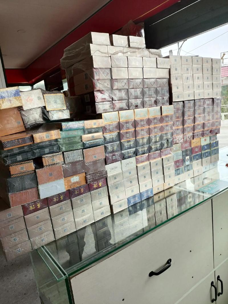 在中国，批发香烟货到付款的生意通常涉及以下步骤